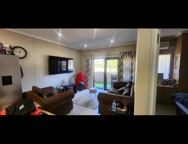 2 BEDROOM APARTMENT FOR SALE IN UMHLANGA RIDGE